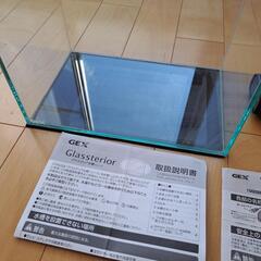 GEXグラステリア水槽＆イーエアーの画像