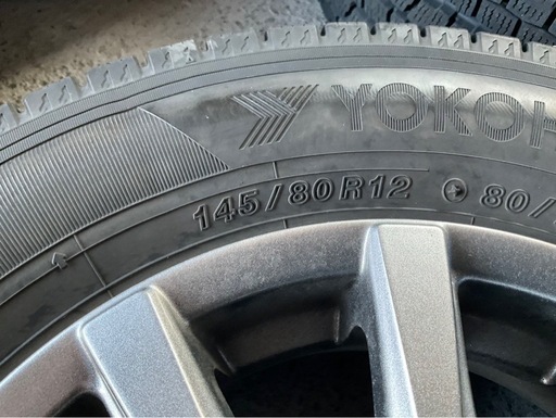 145\80R12 軽バン　スタッドレス