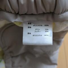 ダウン入り防寒抱っこ紐ケープの画像