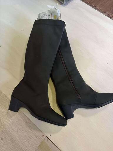 美品madrasWalkブーツ　23.5㎝