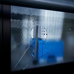 ガラスが割れました💦