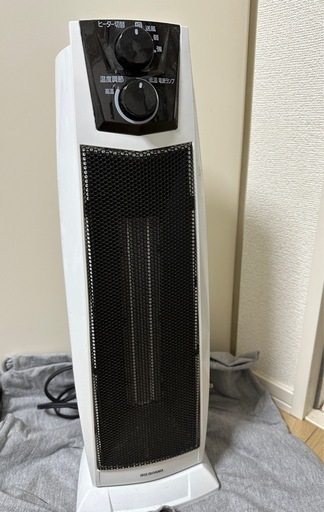 アイリスオーヤマ　タワーファン