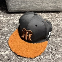 阪神タイガース　tigers キャップ　モコモコ