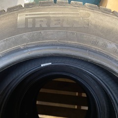 19年製215/60R17
バリ溝スタッドレス　ピレリPIRELLI　アルファード　ヴェルファイアなどの画像