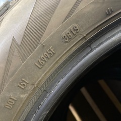 19年製215/60R17
バリ溝スタッドレス　ピレリPIRELLI　アルファード　ヴェルファイアなどの画像