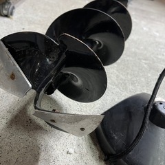 ワカサギ  アイスドリル 全長165cm 直径およそ15cm わかさぎ釣り 保護カバー付属  一部溶接あり 中古品 ③の画像