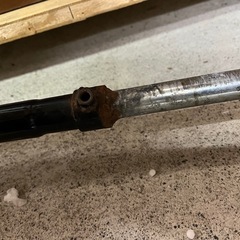 ワカサギ  アイスドリル 全長165cm 直径およそ15cm わかさぎ釣り 保護カバー付属  一部溶接あり 中古品 ③の画像