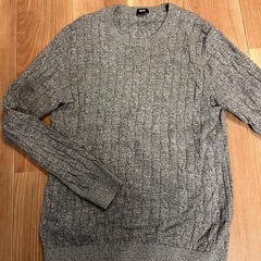 UNIQLO ニット　Lサイズ　グレー