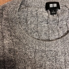UNIQLO ニット　Lサイズ　グレーの画像