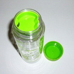 【送料無料】 スヌーピー USJ クリア ボトル 500㎖の画像