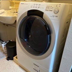 ドラム式洗濯機の画像