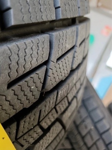 スタッドレスタイヤ(タイヤのみ) 4本 225/60/Ｒ17