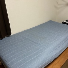 シングルベッド
