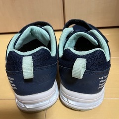 値下げ　瞬足　21cm ネイビーの画像