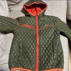 e.a.Bリバーシブル　中綿ジャンパー120の画像