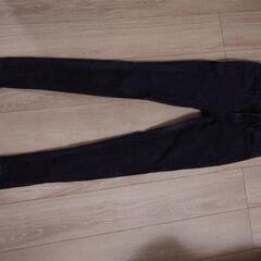 UNIQLO　スキニージーンズ　63.5cm