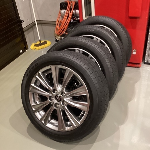 30後期ヴェルファイア　ゴールデンアイズ18インチ