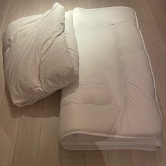 【美品】ニトリ掛け敷き布団セット　セミダブル