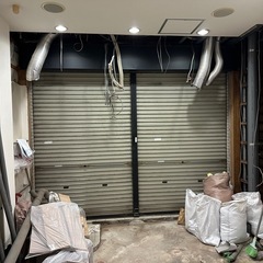 シャッター　スチール　ガレージ　倉庫
