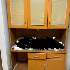 食器棚　無料　引き取りでお願いします
