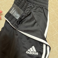 未使用adidas 長ズボンの画像