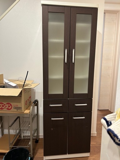 食器棚