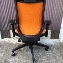 ☆オフィスチェア イトーキ　エフチェアの画像
