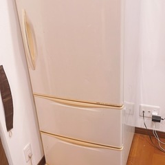 冷蔵庫差し上げます
