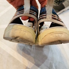 KEEN スポーツサンダル マルチカラー 23.5cmの画像