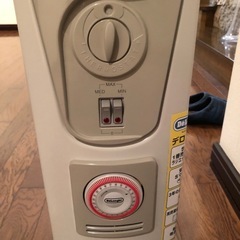 デロンギ オイルヒーター
の画像