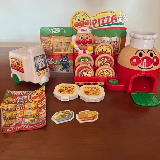 アンパンマン  ピザ屋さん
