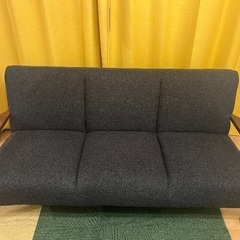 【値下げしました】NOCE三人掛けソファの画像