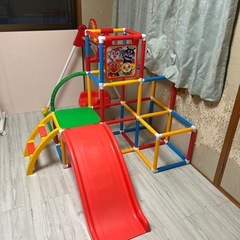 アンパンマンジャングルジムの画像
