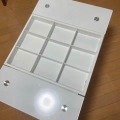 テーブル　