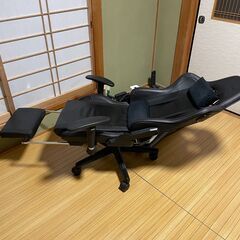 GTRacing ゲーミングチェア スピーカー付き オットマン付き サラウンド効果 オフィスチェア フットレスト デスクチェア ゲーム用チェア リクライニング パソコンチェア ハイバック ヘッドレスト ランバーサポート ひじ掛け付き PUレザー PC/PS4/PS5/XBOX/SWITCH等対応(専用USBアダプタ使用)(オットマン付き) ブラック GT890MF-Blackの画像