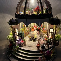 【展示品】ミニチュアドールハウス 白いお花の建物 ライトアップ可能