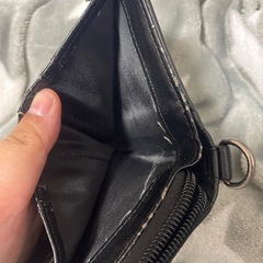 折りたたみ財布の画像