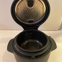 バルミューダ炊飯器の画像