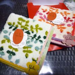 アナスイなどブランドハンカチ未使用品９枚セットの画像