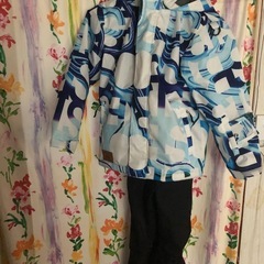 　美品　スキーウェア上下　
140