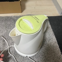 電気ポットの画像