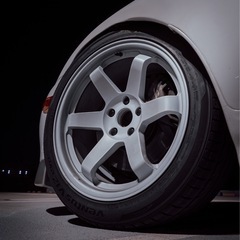te37風ホイール　18インチ　9.5jの画像