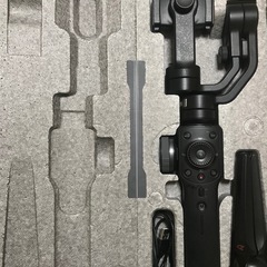 Zhiyun Smooth 4 スマートフォンスタビライザー