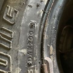 ジープ Jeep 純正 ホイール キャップ付き スタッドレス 4本 ブリジストン 付き 225/70R15の画像