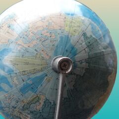 12/22●地球儀 　 高さ５０㎝　胸囲長８０㎝の画像