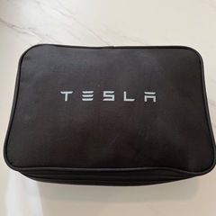 テスラ　モデルx ヒッチメンバー