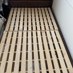 ベッドフレーム（セミダブル用）の画像