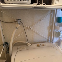 洗濯機ラック　物干し可能の画像