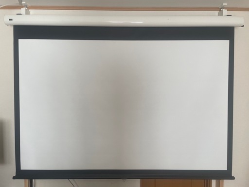 内田洋行　プロジェクタースクリーンKR-100　100inch