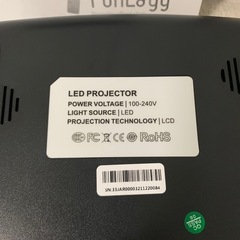 【新品】FunLogy ファンロジー FUN PLAY2 PORTABLE LED PROJECTOR ポータブルレッドプロジェクター小型プロジェクターの画像